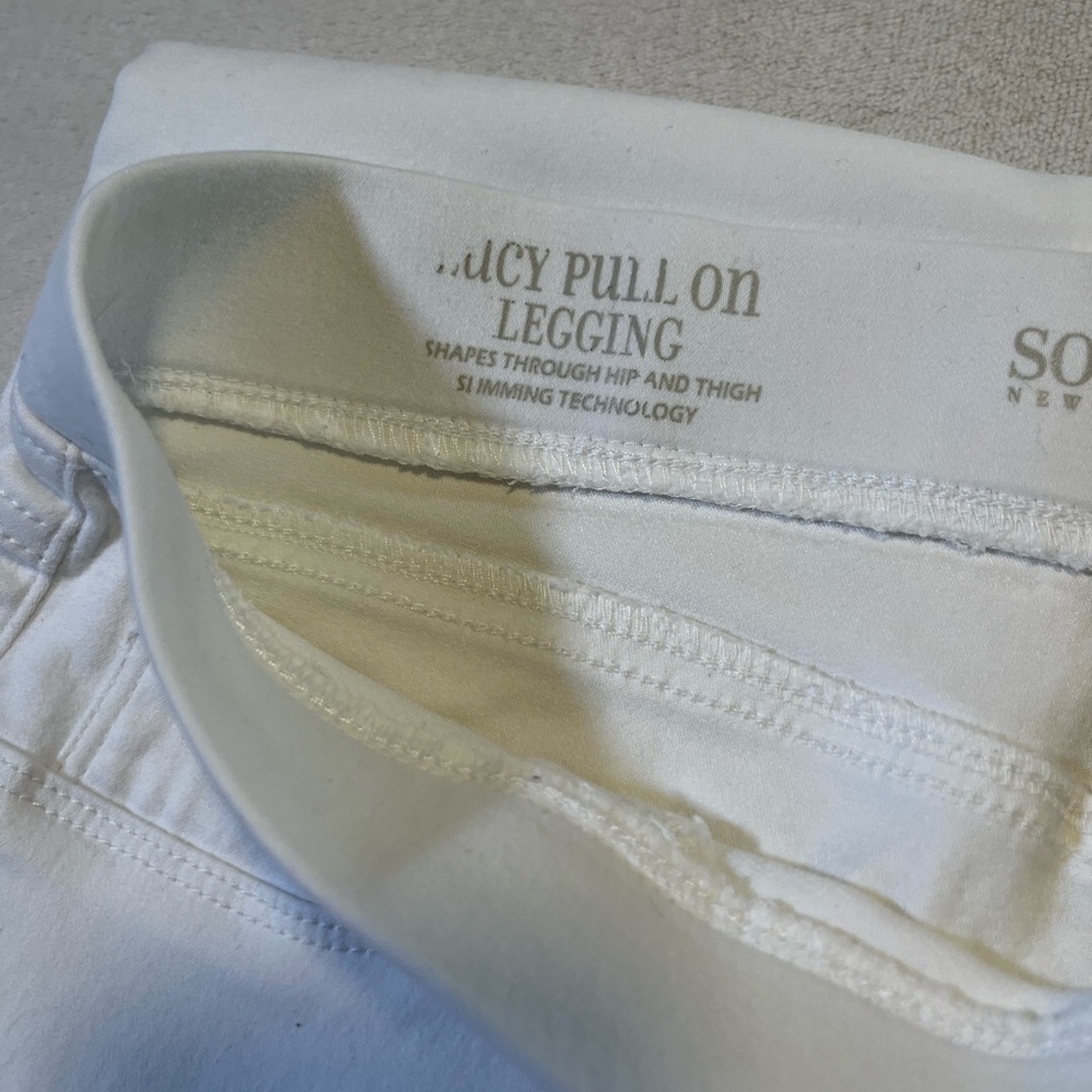 🤍 SoundStyle Platinum Stretch Pull-On Leggings White Women’s Size M Slimming - Picture 5 of 7